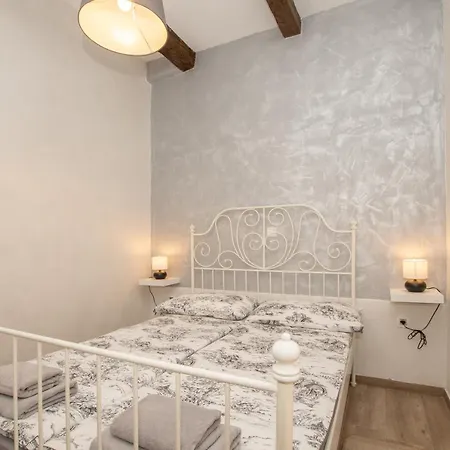 Apartamento Nesatcium *