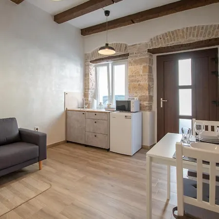 Nesatcium Apartment