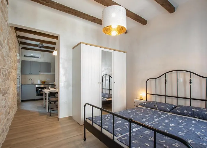 Nesatcium Apartman Pula