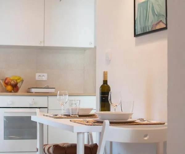 Nesatcium Apartman *